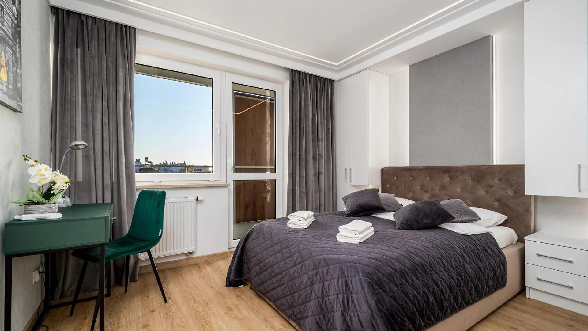 Pileckiego 59 By Perfect Apart Free Parking Warsaw Poland