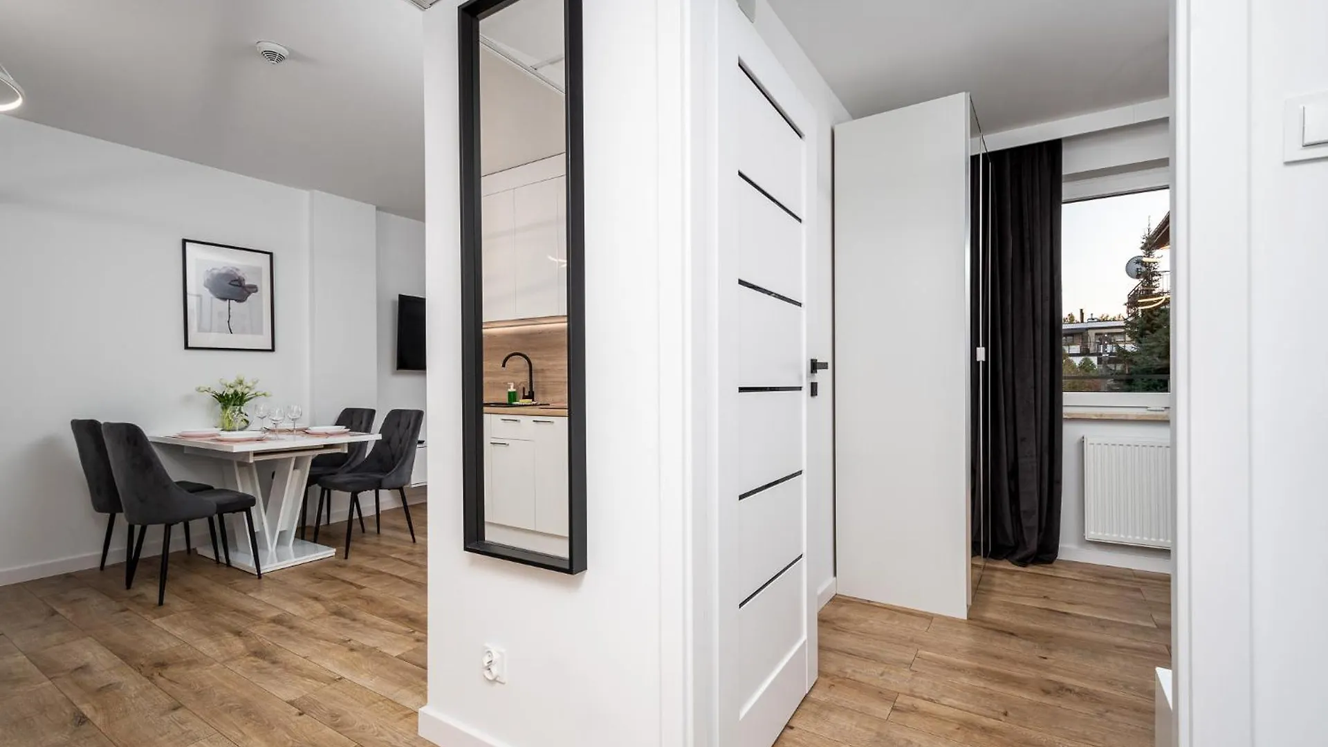 Pileckiego 59 By Perfect Apart Free Parking Warszawa 0*,  Polska