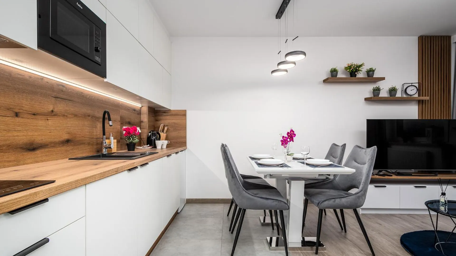 Pileckiego 59 By Perfect Apart Free Parking Warszawa