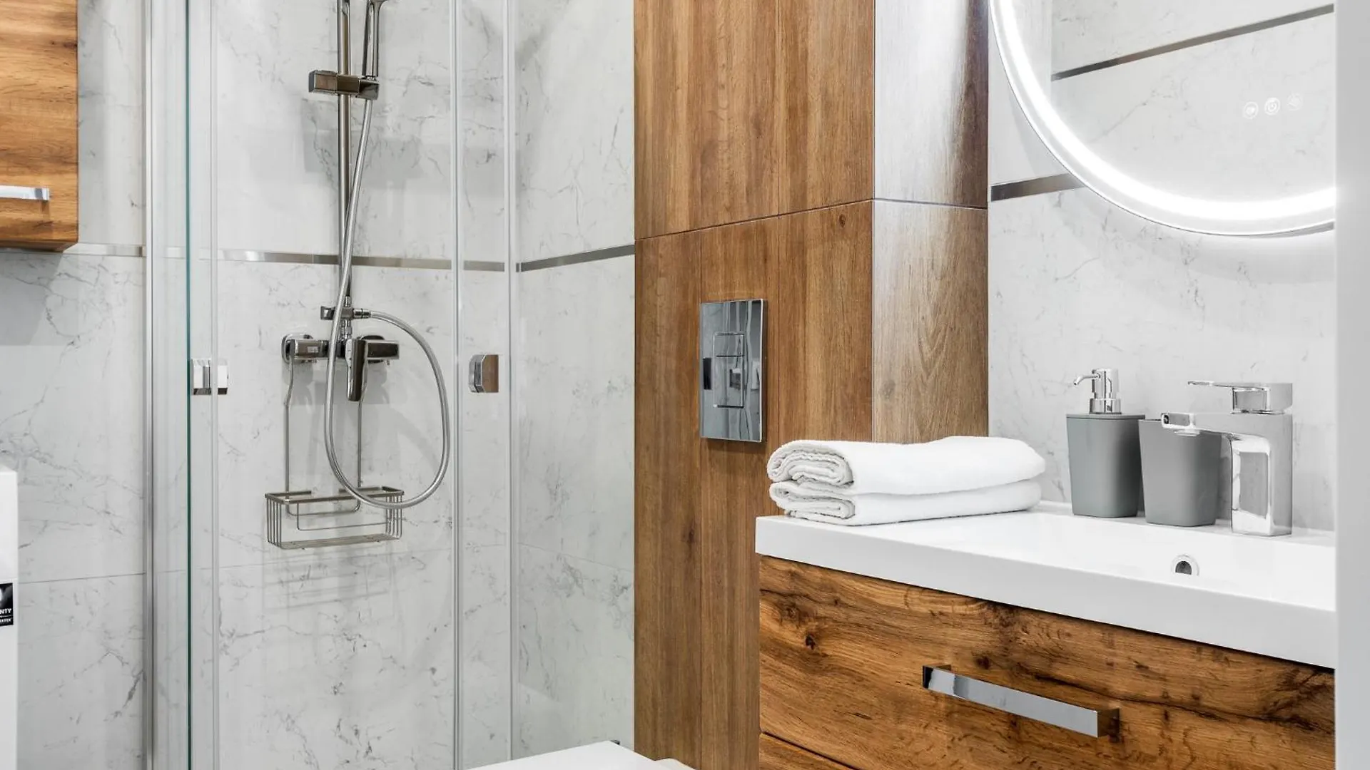 Pileckiego 59 By Perfect Apart Free Parking Warszawa